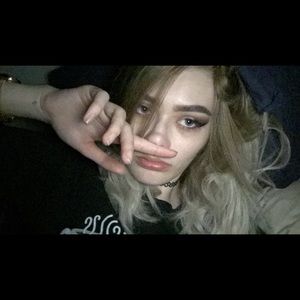 Meet your Posher, Ellie